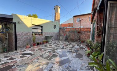 VENTA EN BLOQUE 2 CASAS EN LOTE PROPIO