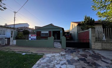 VENTA EN BLOQUE 2 CASAS EN LOTE PROPIO