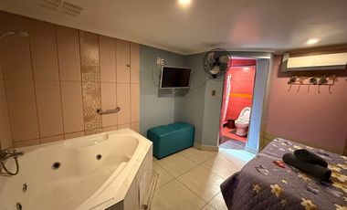 Inversión: Motel  60 Años de Trayectoria Santiago