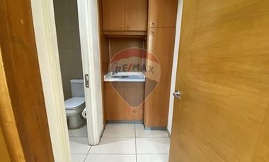Se Arrienda Oficina - Av. Santa María/Av. El Cerro