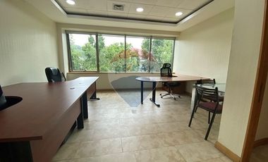 Se Arrienda Oficina - Av. Santa María/Av. El Cerro