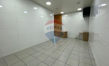 Se Arrienda Oficina - Av. Santa María/Av. El Cerro