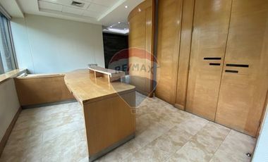 Se Arrienda Oficina - Av. Santa María/Av. El Cerro