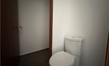 LOCAL COMERCIAL PARK PEDREGAL