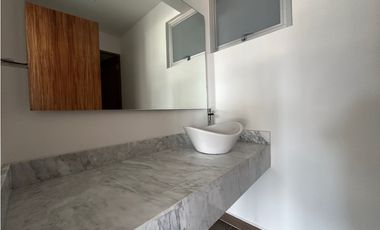 LOCAL COMERCIAL PARK PEDREGAL