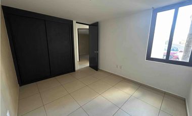 RENTA DEPARTAMENTO PLANTA BAJA PUERTA REAL QUERETARO