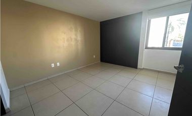 RENTA DEPARTAMENTO PLANTA BAJA PUERTA REAL QUERETARO