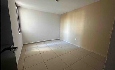 RENTA DEPARTAMENTO PLANTA BAJA PUERTA REAL QUERETARO