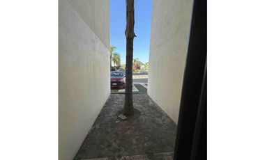 RENTA DEPARTAMENTO PLANTA BAJA PUERTA REAL QUERETARO
