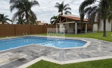 RENTA DEPARTAMENTO PLANTA BAJA PUERTA REAL QUERETARO