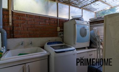 Casa en venta Reina Alta, buenos accesos, cercana a comercio, colegios Madrigal y British Royal School