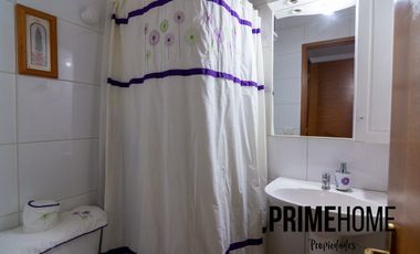 Casa en venta Reina Alta, buenos accesos, cercana a comercio, colegios Madrigal y British Royal School