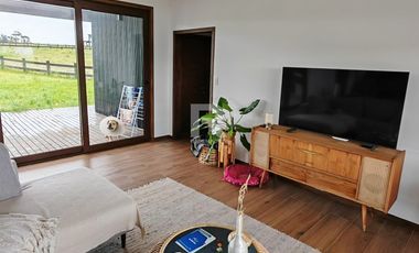 CASA  3 DORM. A SÓLO 4KM DE PUERTO VARAS.