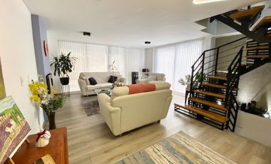 CASA EN VENTA UBICADA EN MEDELLIN EN EL SECTOR EL TESORO