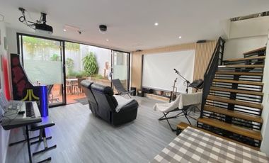 CASA EN VENTA UBICADA EN MEDELLIN EN EL SECTOR EL TESORO