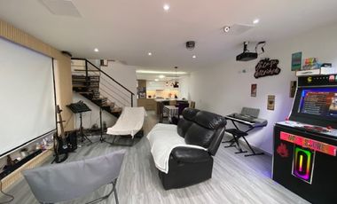 CASA EN VENTA UBICADA EN MEDELLIN EN EL SECTOR EL TESORO