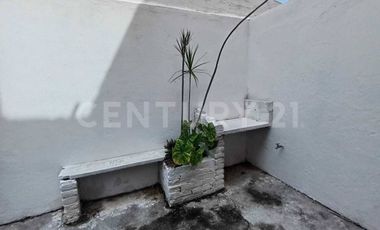 RENTA INMUEBLE PRODUCTIVO, CONSULTORIOS U OFICINAS , EN ESQUINA