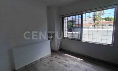 RENTA INMUEBLE PRODUCTIVO, CONSULTORIOS U OFICINAS , EN ESQUINA