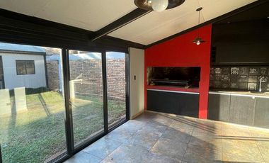 Casa de 3 dormitorios con pileta