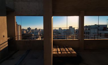 Venta Departamento Duplex 3 Ambientes con Balcón en San Martín Centro
