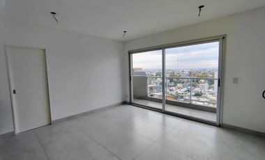 Departamento de categoria de 2 ambientes en Lanús Este