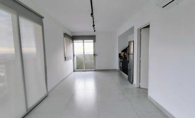 Departamento de categoria de 2 ambientes en Lanús Este