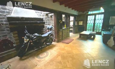 Casa de 5 Amb con Pileta en Don Bosco -Estilo Patagónico!! TU PROXIMA CASA