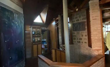 Casa de 5 Amb con Pileta en Don Bosco -Estilo Patagónico!! TU PROXIMA CASA