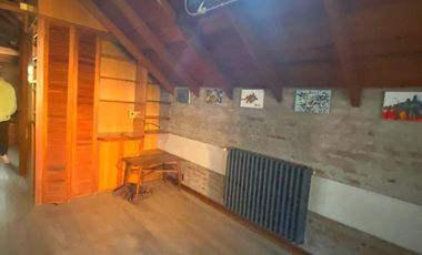 Casa de 5 Amb con Pileta en Don Bosco -Estilo Patagónico!! TU PROXIMA CASA