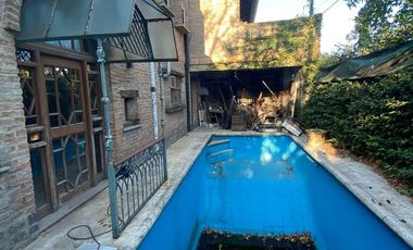 Casa de 5 Amb con Pileta en Don Bosco -Estilo Patagónico!! TU PROXIMA CASA