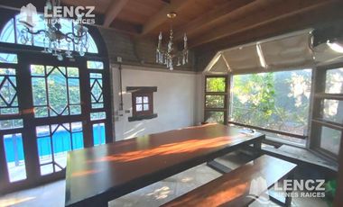 Casa de 5 Amb con Pileta en Don Bosco -Estilo Patagónico!! TU PROXIMA CASA