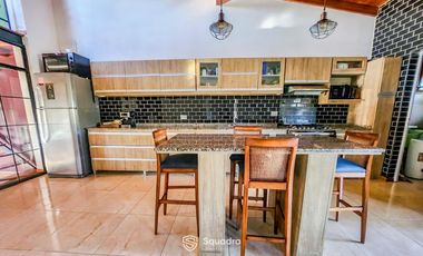 VENTA | PERMUTA - Casa 3 dormitorios, patio y pileta - Barrio Alvear, Rosario.