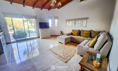 VENTA | PERMUTA - Casa 3 dormitorios, patio y pileta - Barrio Alvear, Rosario.