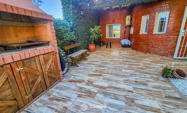 VENTA | PERMUTA - Casa 3 dormitorios, patio y pileta - Barrio Alvear, Rosario.