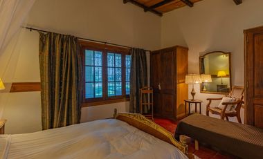 Estancia del año 1830 refaccionada con 42 hectáreas a 50km del mar