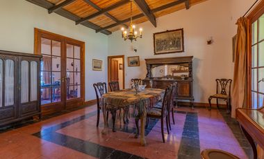 Estancia del año 1830 refaccionada con 42 hectáreas a 50km del mar