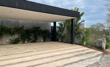 Casa Amueblada en Renta en Privada Olivia 26, Conkal