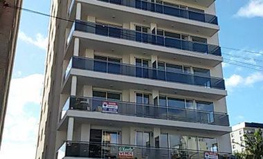 Departamento 2 ambientes en venta en Quilmes