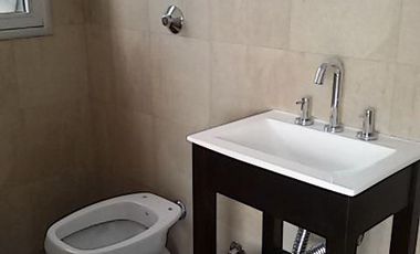 Departamento 2 ambientes en venta en Quilmes