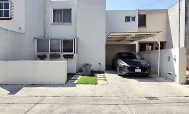 CASA EN VENTA EN ALBORADA