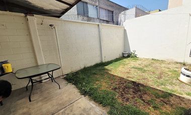 CASA EN VENTA EN ALBORADA