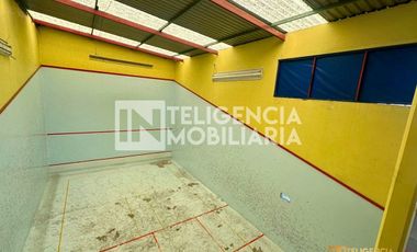 ESPACIO COMERCIAL EN RENTA UBICADO EN CALLE PRINCIPAL EN TEXCOCO