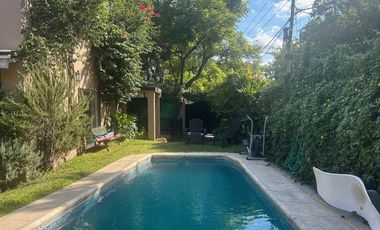 Casa de 4 dormitorios en alquiler con o sin muebles, próxima centro comercial La Horqueta