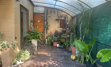 Casa de 4 dormitorios en alquiler con o sin muebles, próxima centro comercial La Horqueta