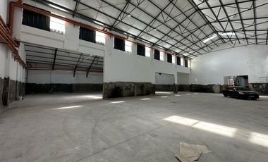 Depósito - 2600m2 - Mixtura 3 - La Boca