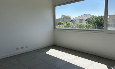 Casa en Alquiler Anual en Los Sauces - Nordelta