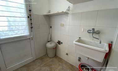 Casa en Venta  de 4 Ambientes En Club de Campo Abril Hudson Berazategui