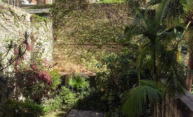 Semipiso de categoría.