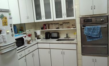 Semipiso de categoría.