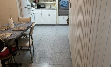 Semipiso de categoría.